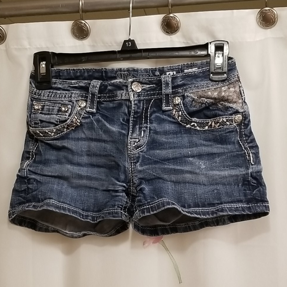 Miss Me Girls shorts